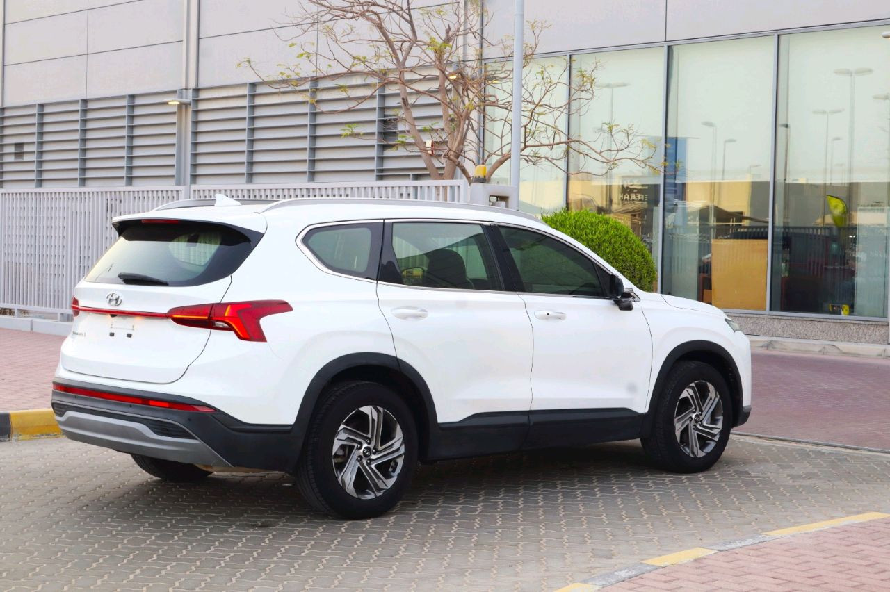 Hyundai Santa Fe - Image 10