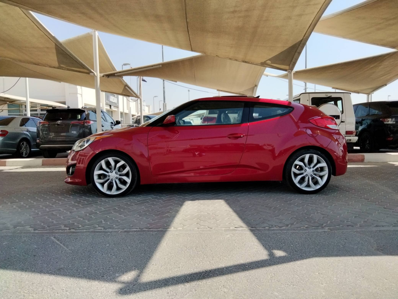 Hyundai Veloster - Image 3