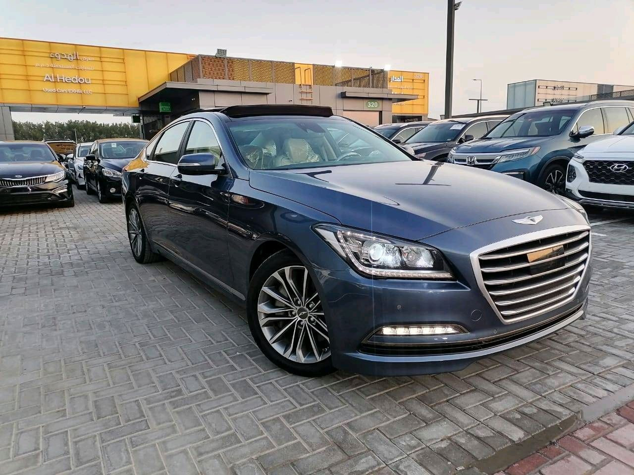 Hyundai Genesis - Image 11