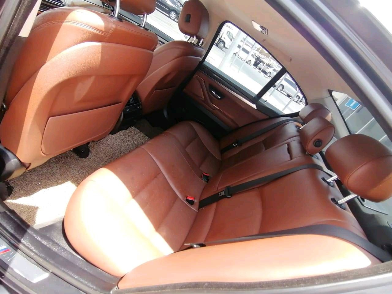 BMW 5-Series - Image 7