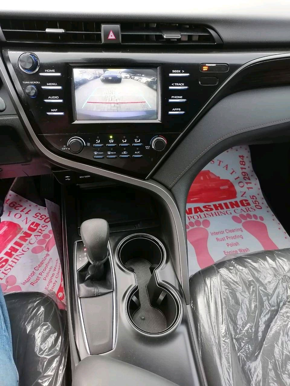 Toyota Camry - Image 4