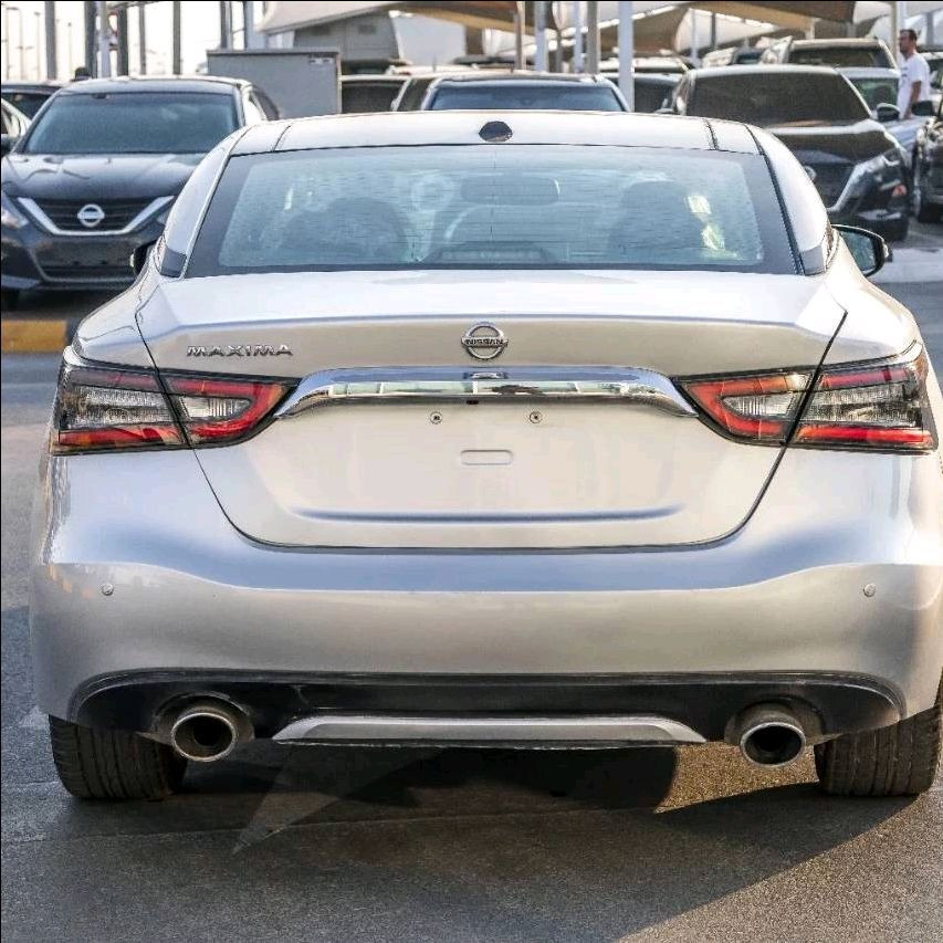 Nissan Maxima - Image 7