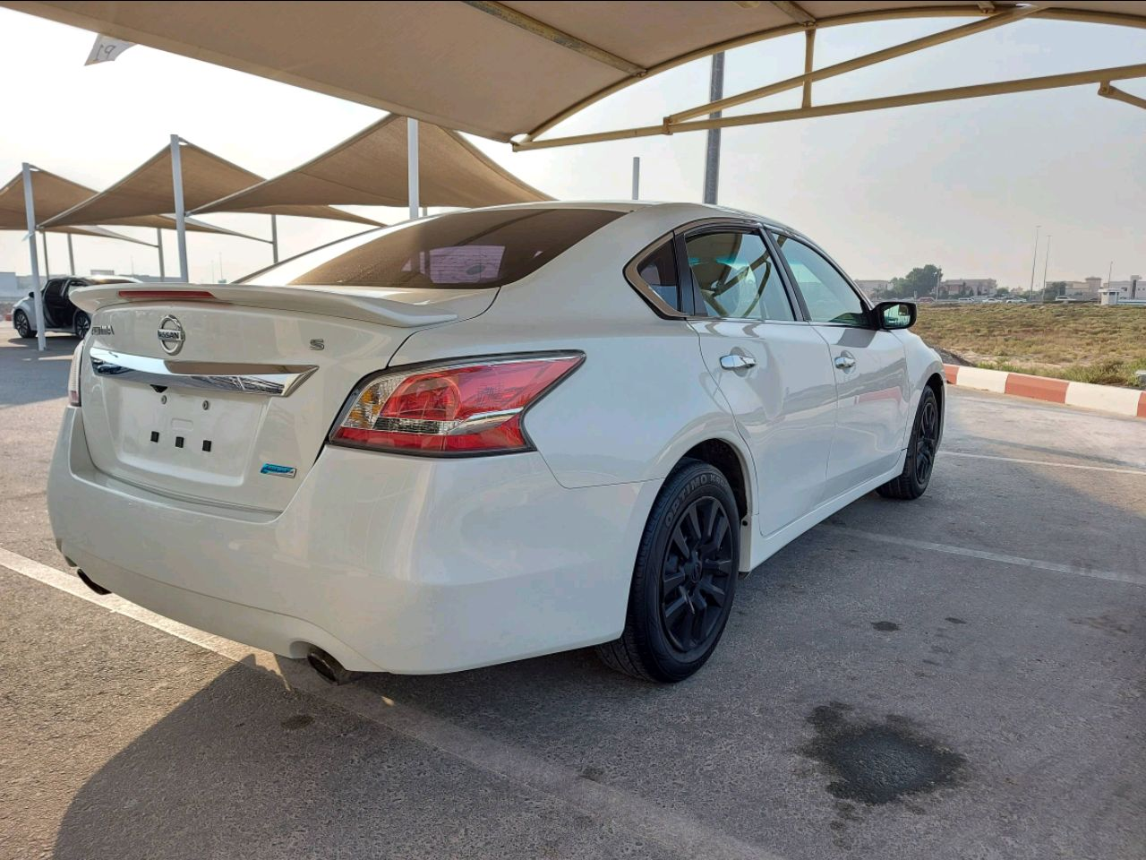 Nissan Altima - Image 3
