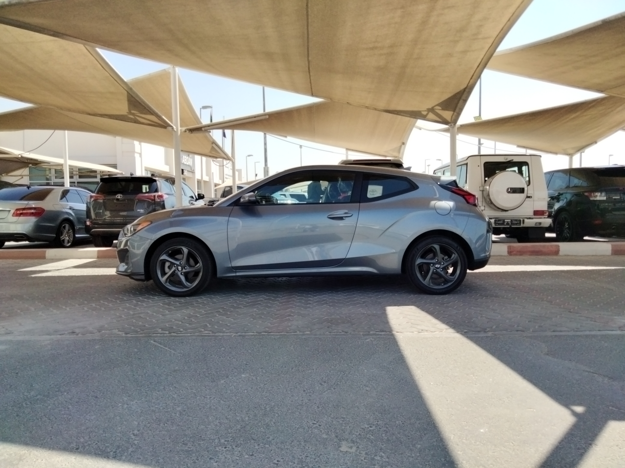 Hyundai Veloster
