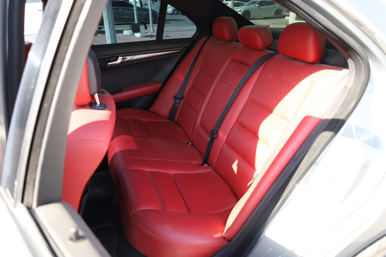 Mercedes Benz S-Class - Image 3