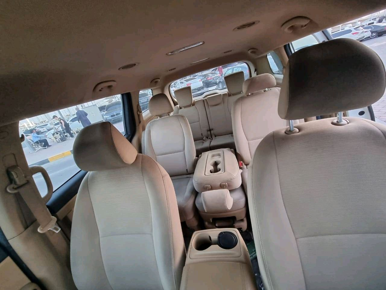 KIA Carnival - Image 7