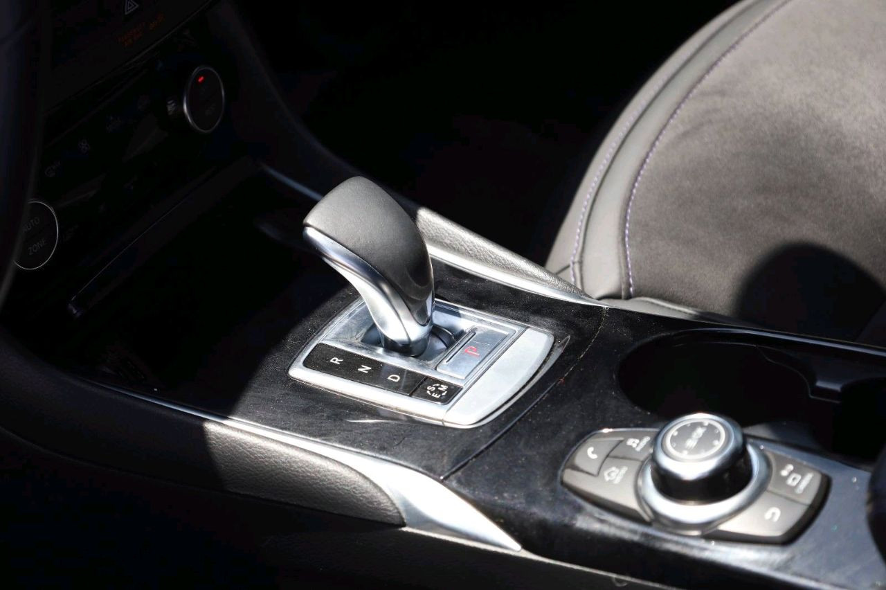 Infiniti Q30 - Image 7