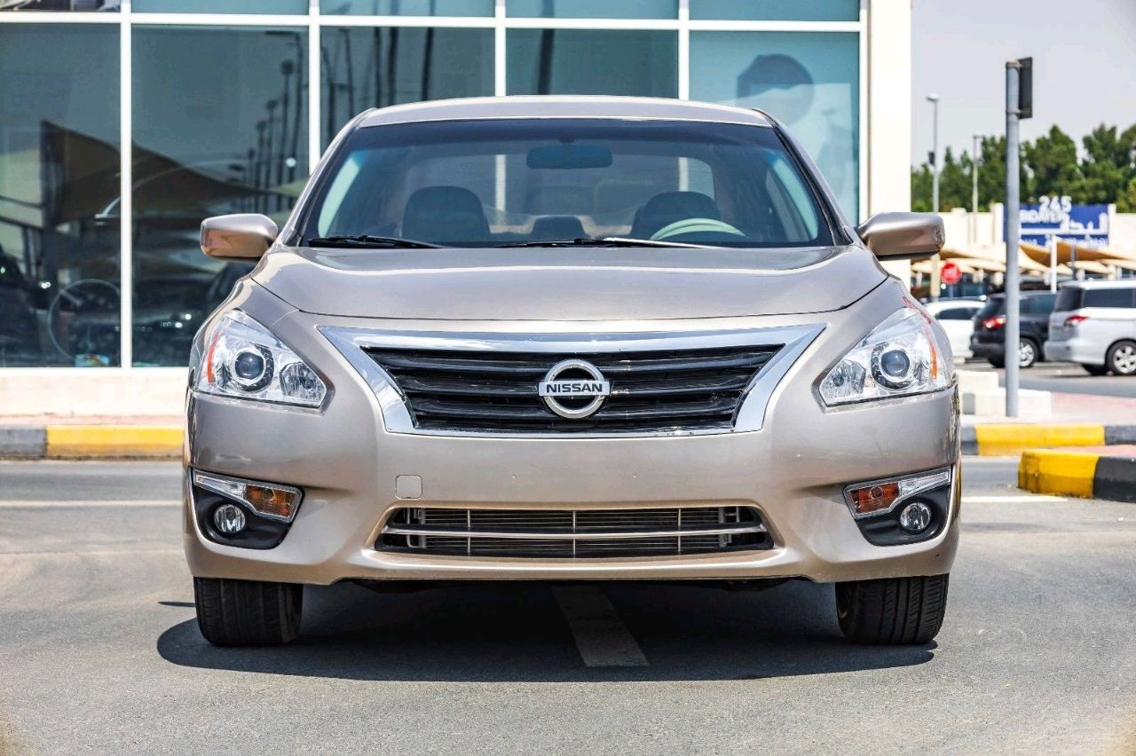 Nissan Altima - Image 5