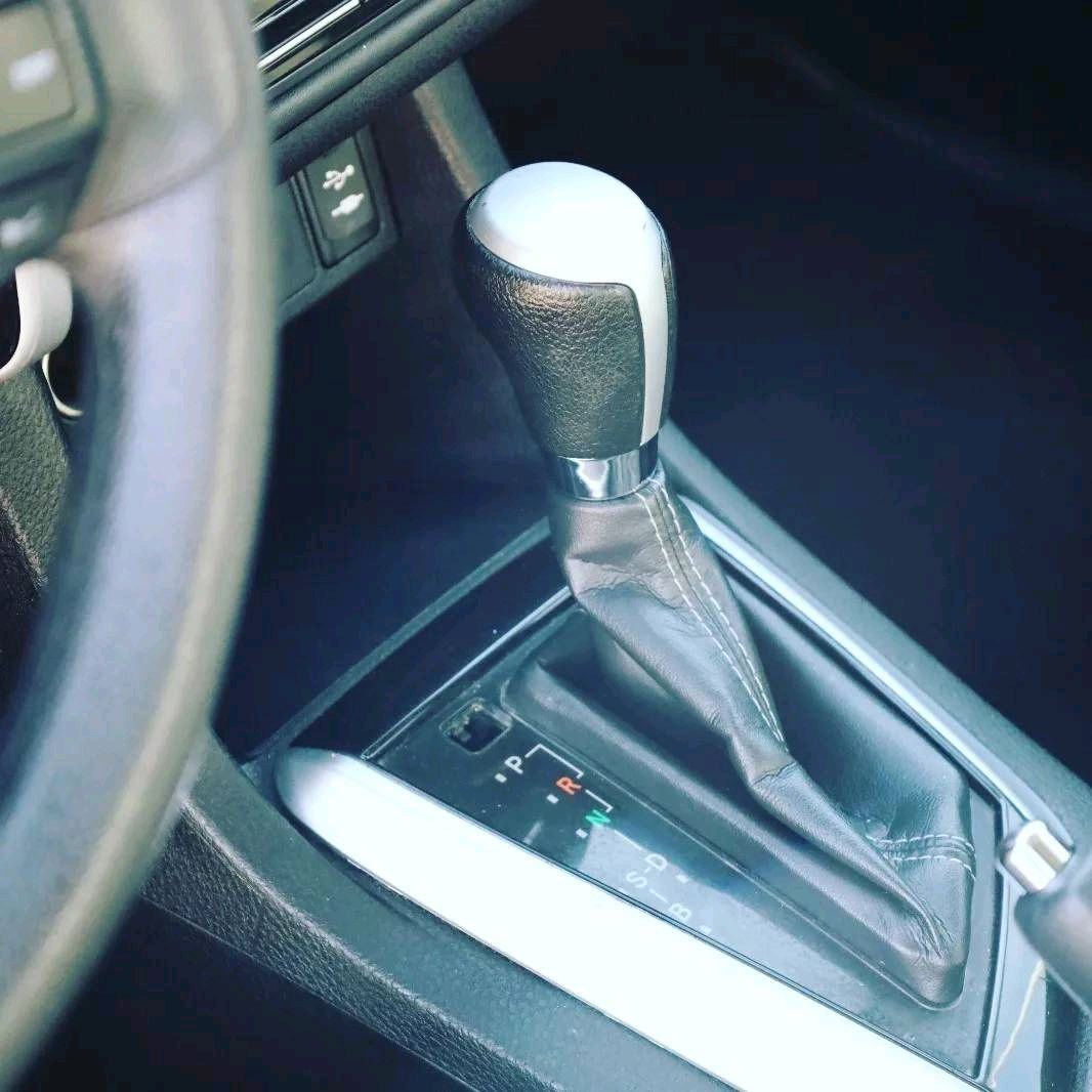 Toyota Corolla - Image 8