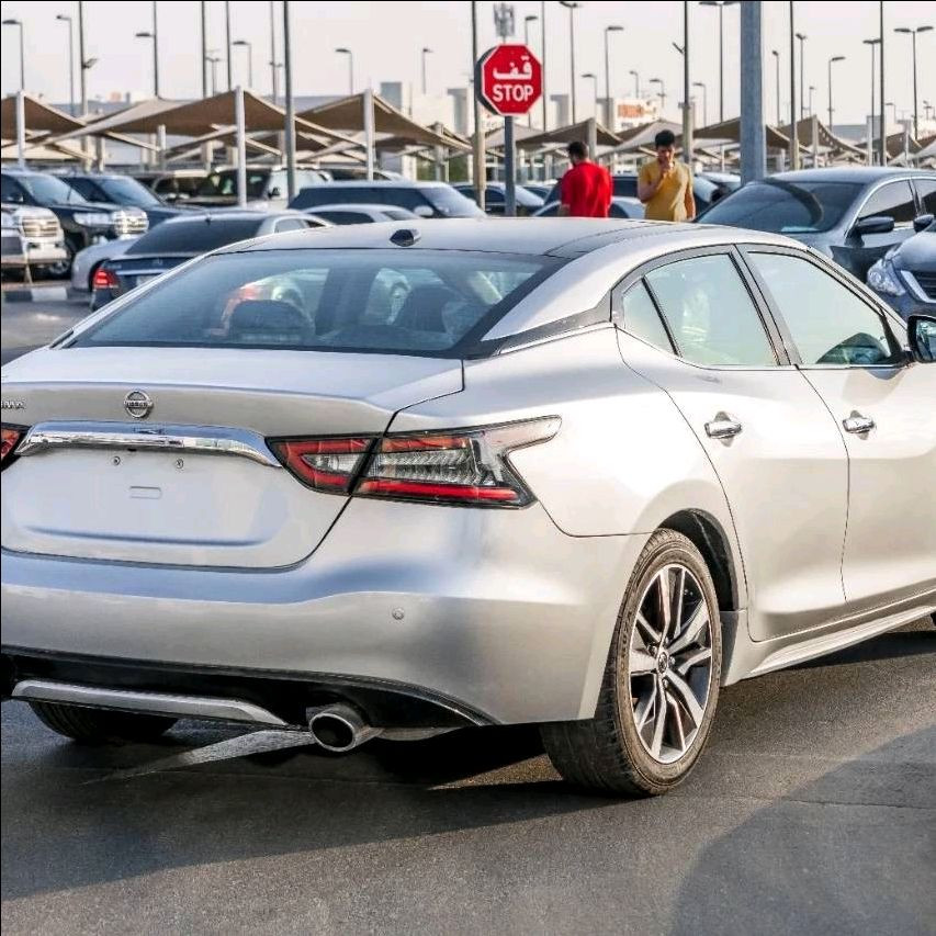 Nissan Maxima - Image 5