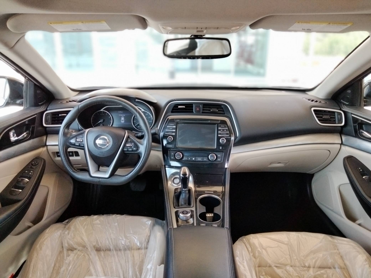 Nissan Maxima - Image 6