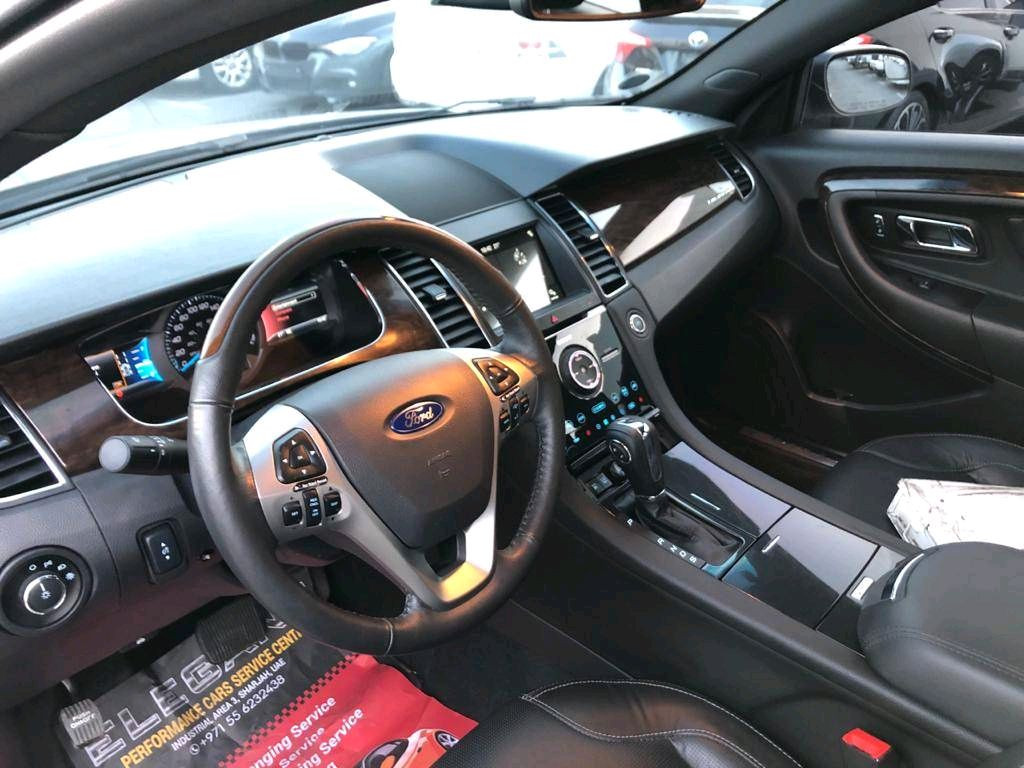 Ford Taurus - Image 11