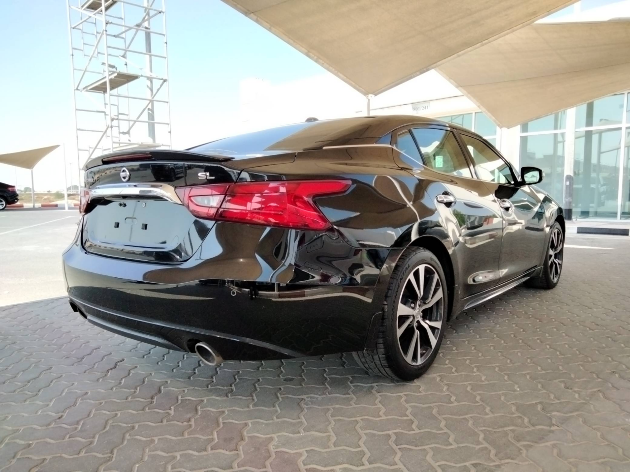 Nissan Maxima - Image 4
