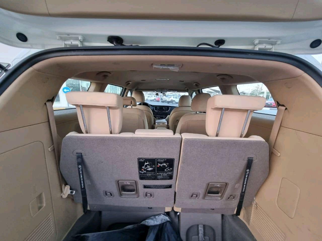 KIA Carnival - Image 5