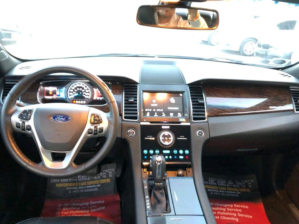 Ford Taurus - Image 10