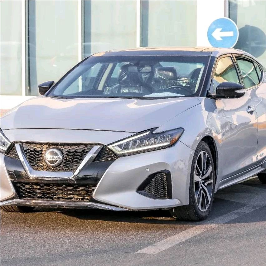 Nissan Maxima - Image 4