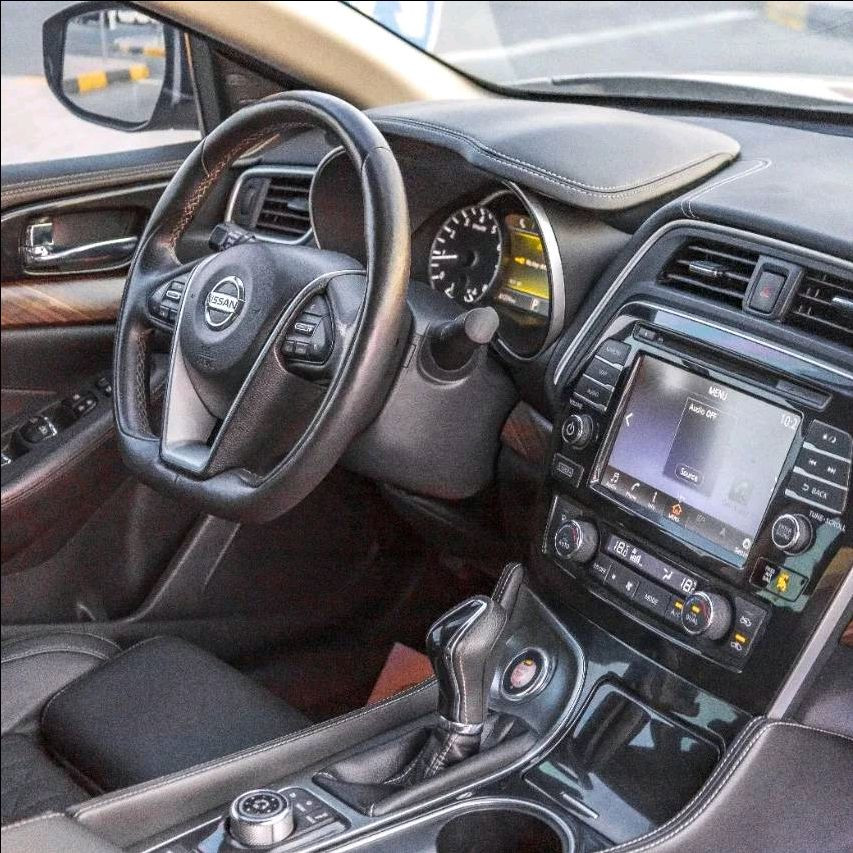 Nissan Maxima - Image 8