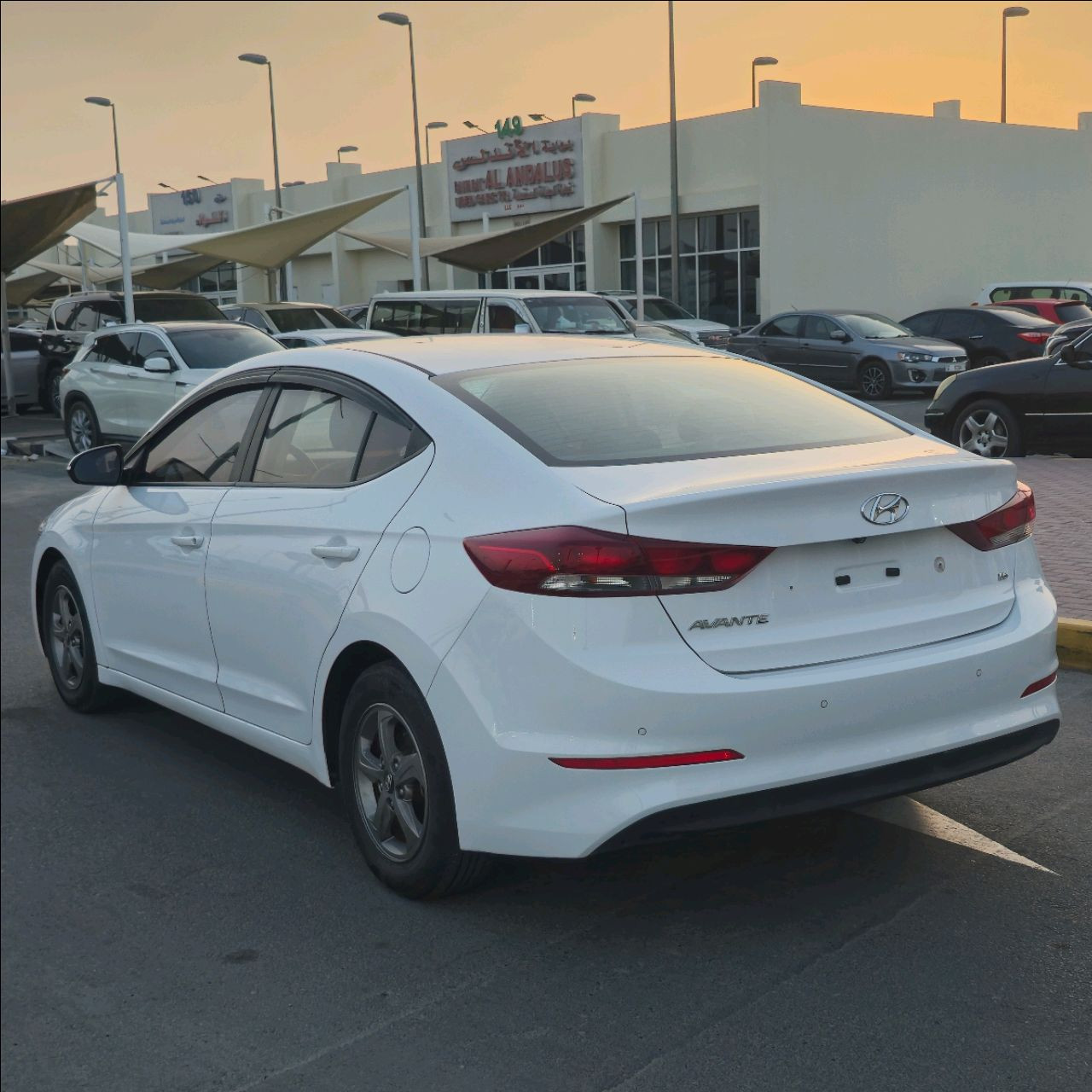 Hyundai Sonata - Image 10