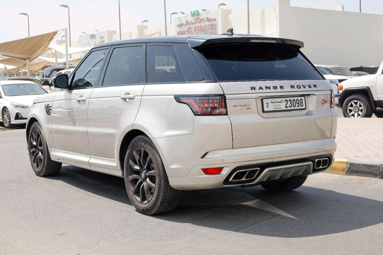Range Rover Sport - Image 13