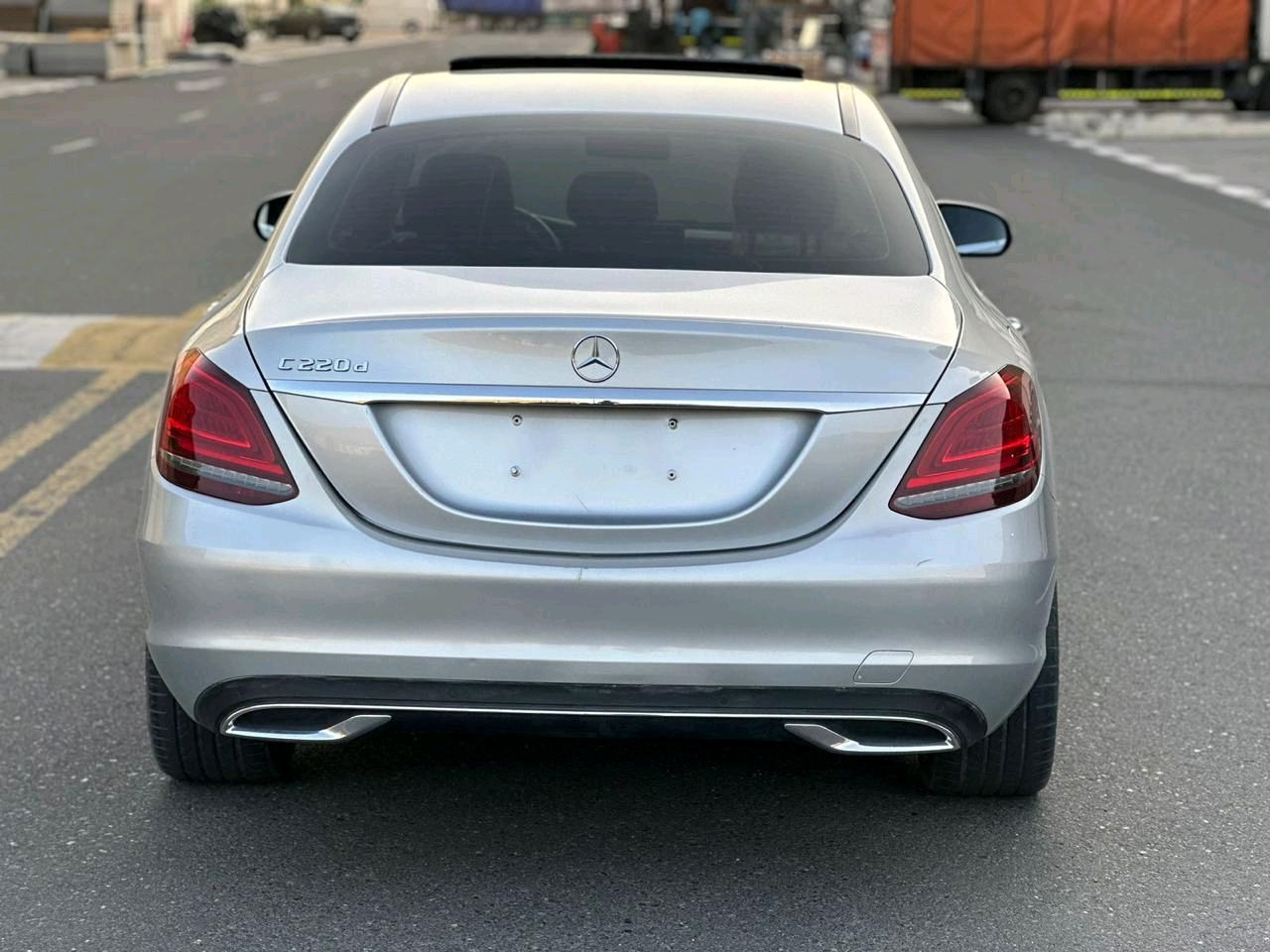 Mercedes Benz C-Class - Image 10