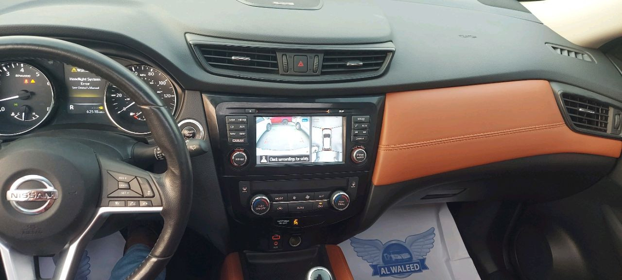 Nissan Rogue - Image 11