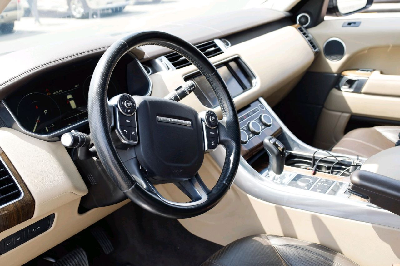 Range Rover Sport - Image 5