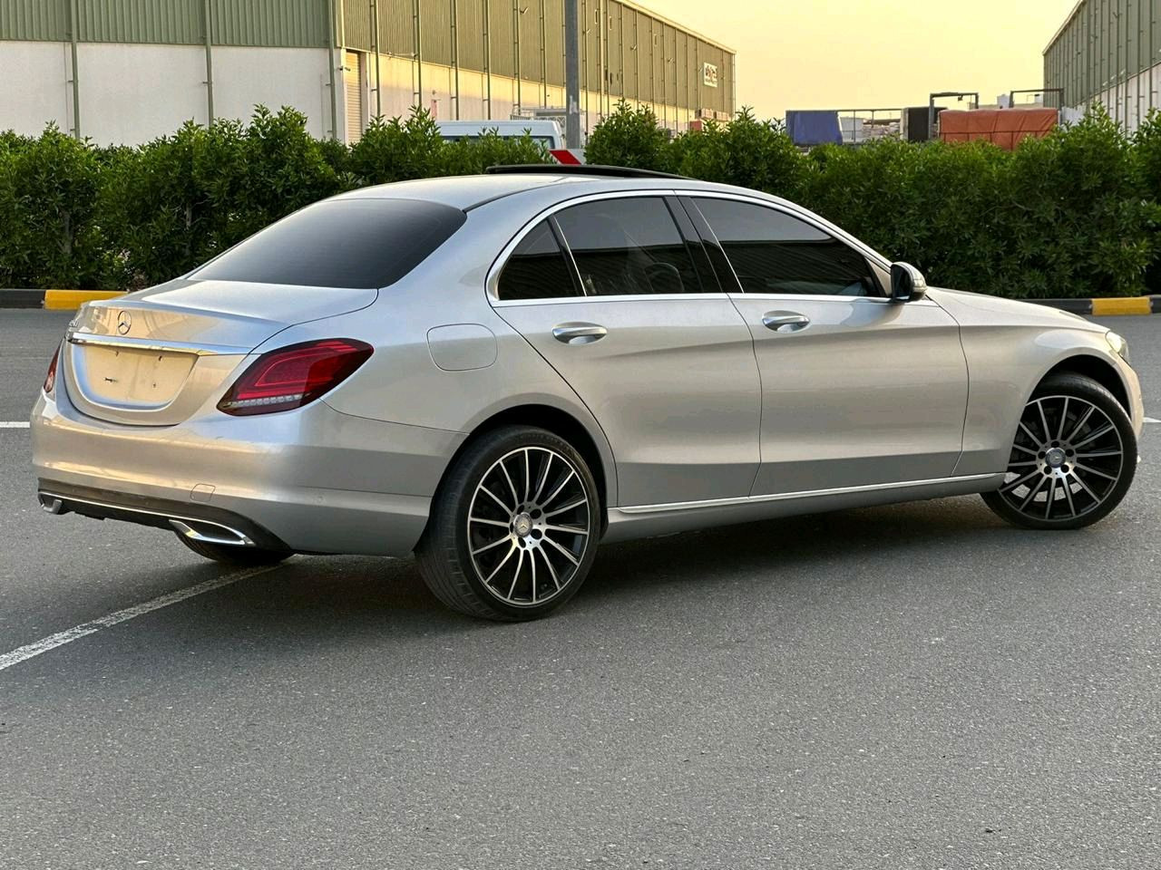 Mercedes Benz C-Class - Image 3