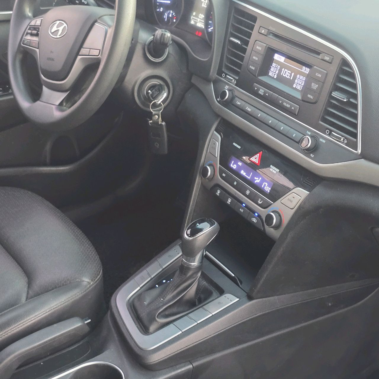 Hyundai Sonata - Image 11