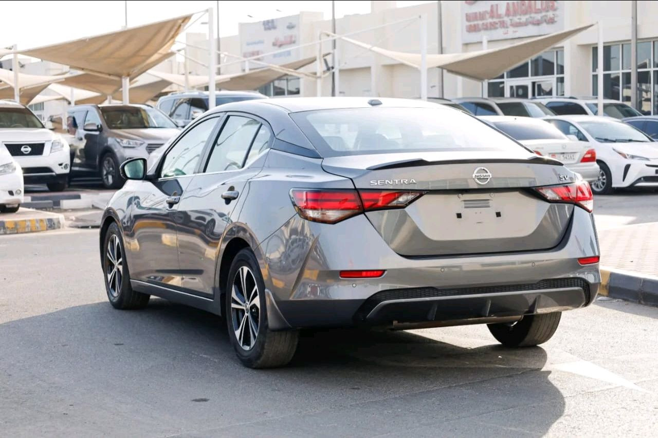 Nissan Sentra - Image 7
