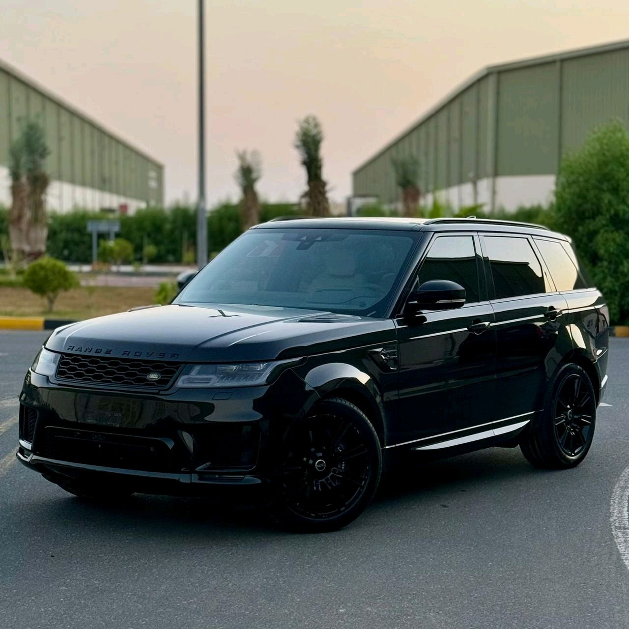 Range Rover Sport - Image 8