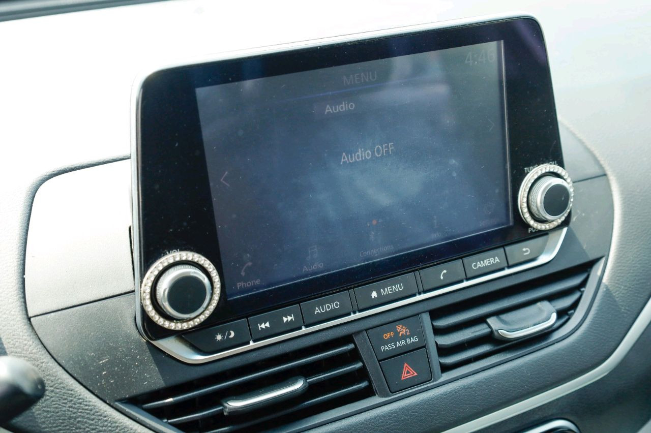 Nissan Altima - Image 4