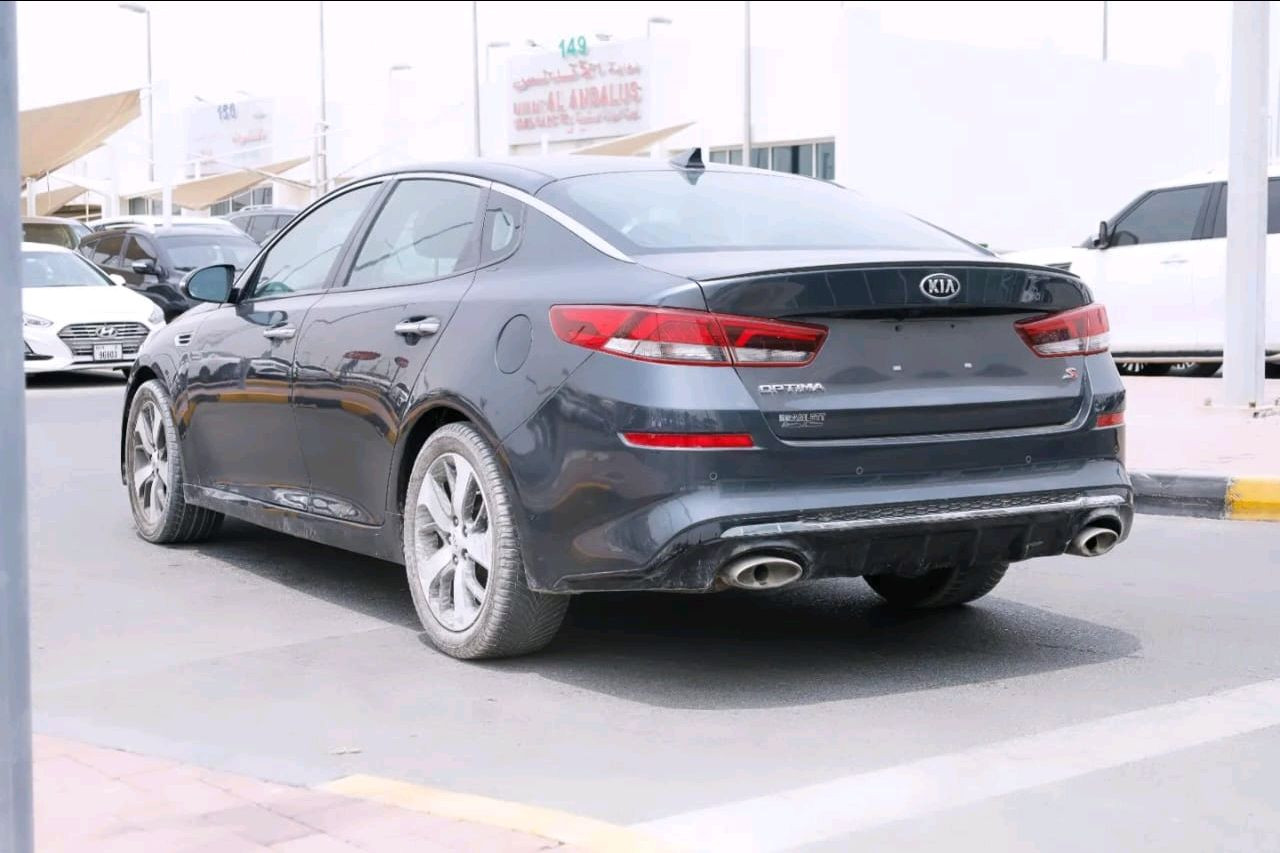 KIA Optima - Image 12