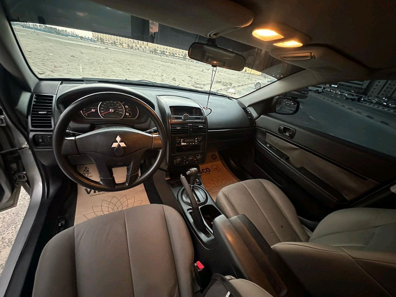 Mitsubishi Galant - Image 7