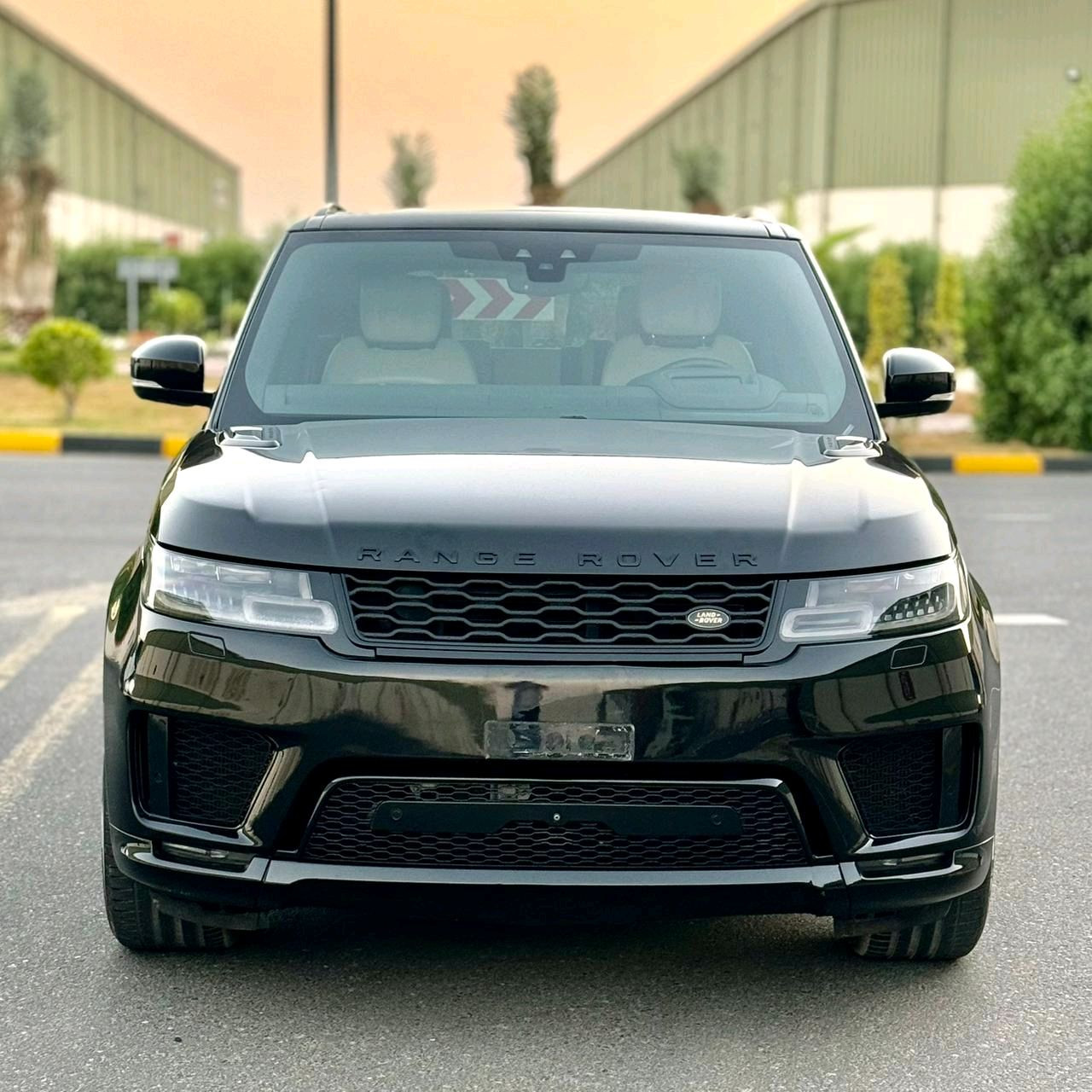 Range Rover Sport - Image 3