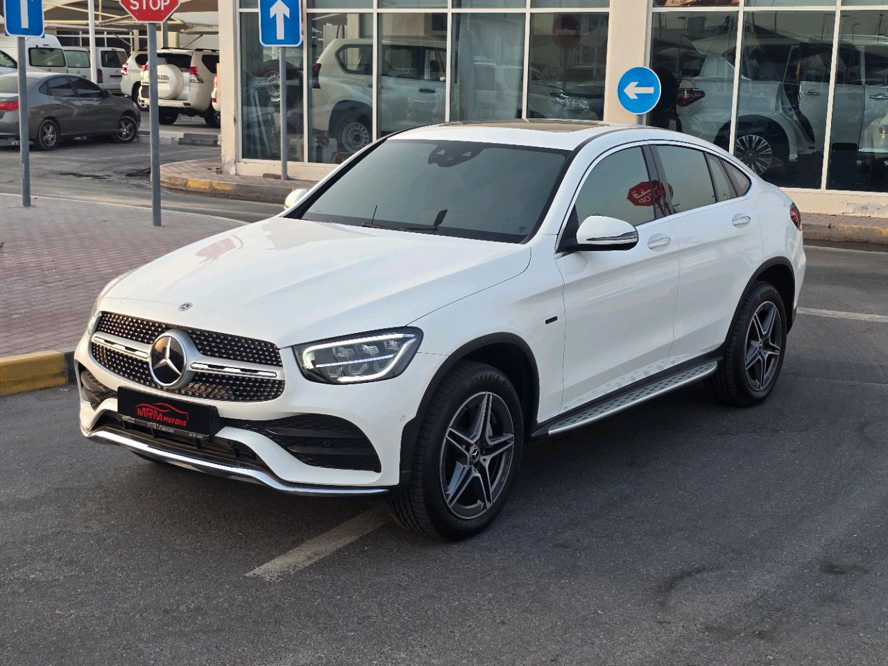 Mercedes Benz EQE - Image 10