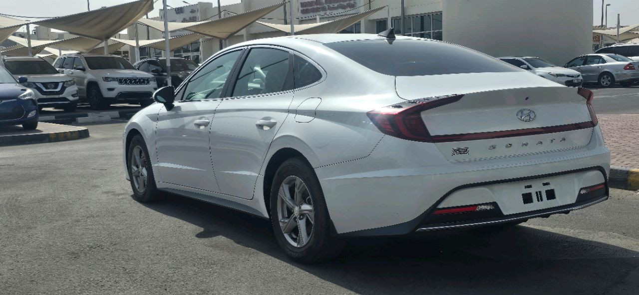 Hyundai Sonata - Image 6