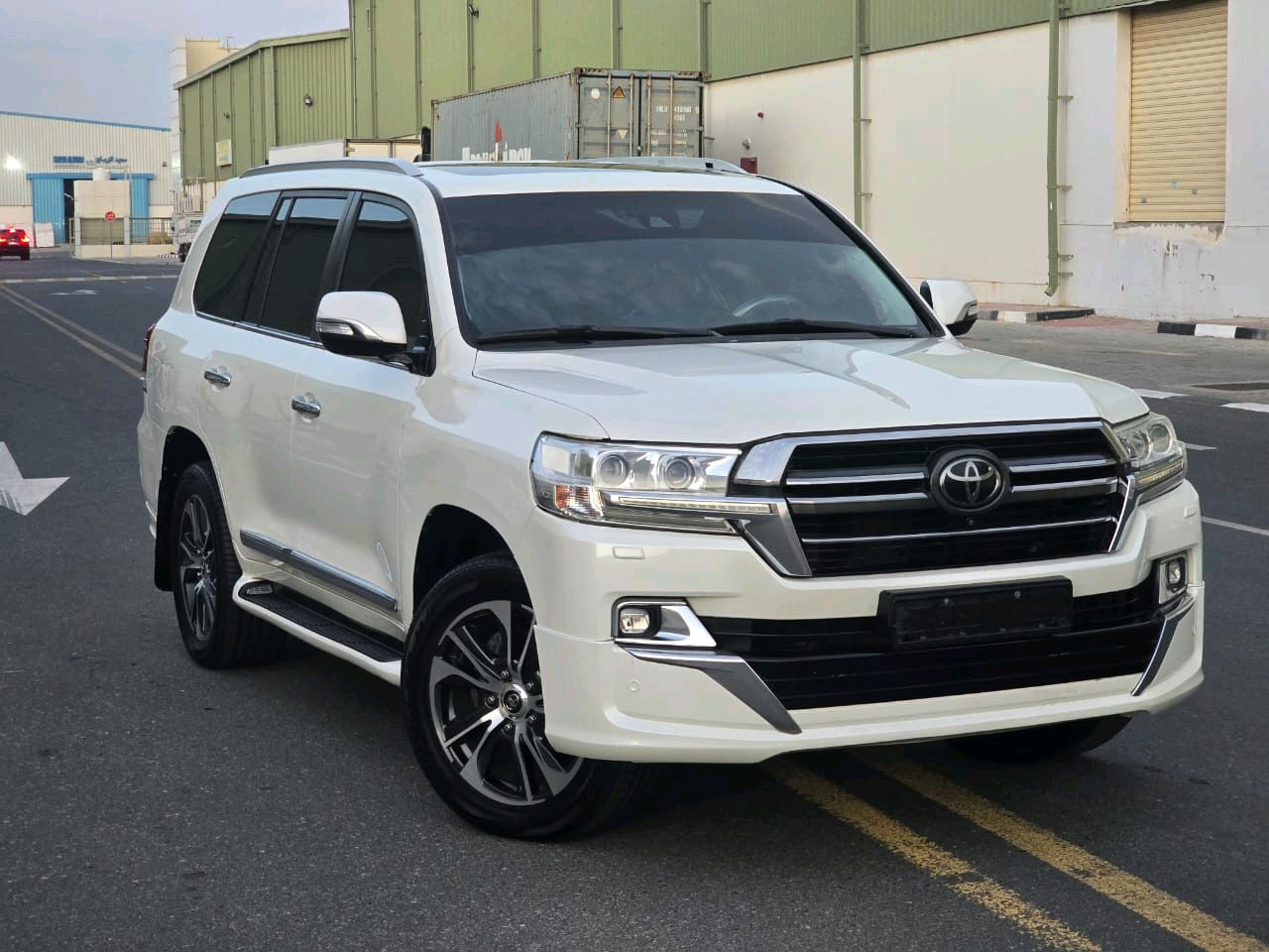 Toyota Land Cruiser - Image 3