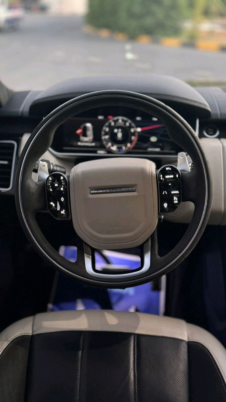 Range Rover Sport - Image 9