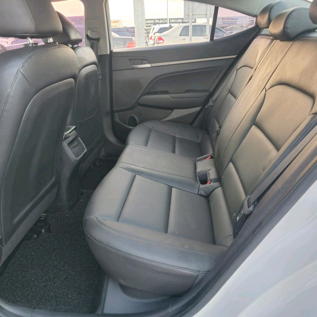 Hyundai Elantra - Image 7