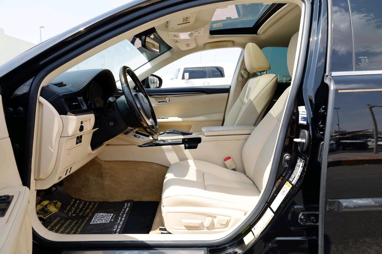 Lexus ES-Series - Image 8
