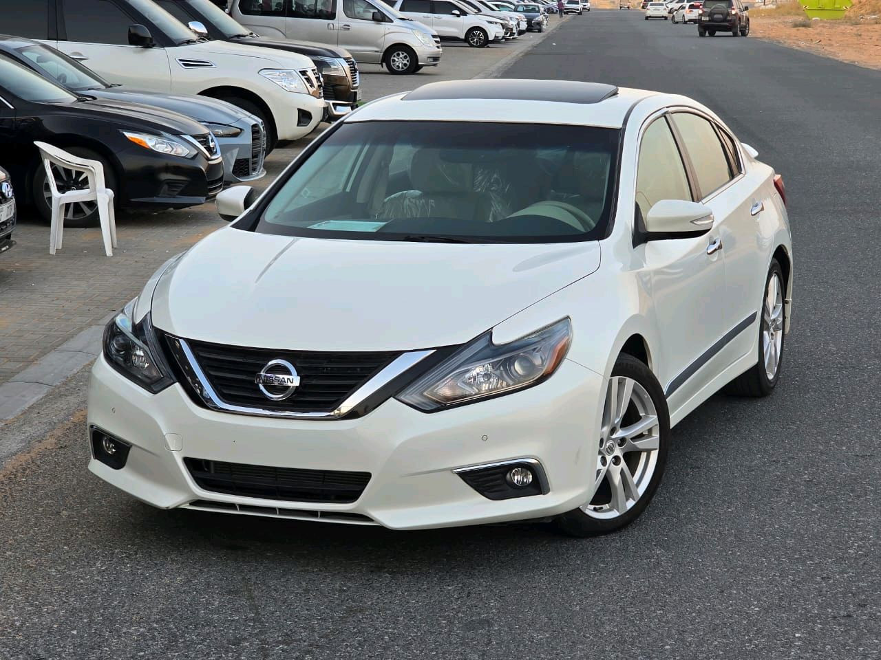 Nissan Altima - Image 3