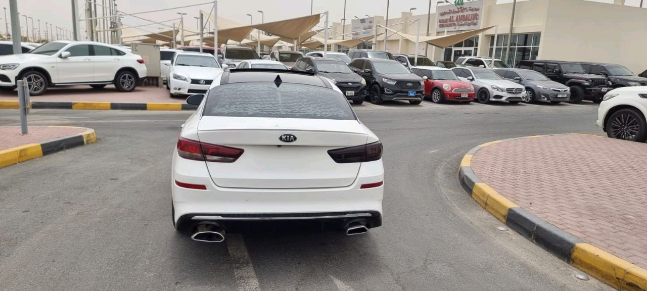 KIA Optima - Image 4