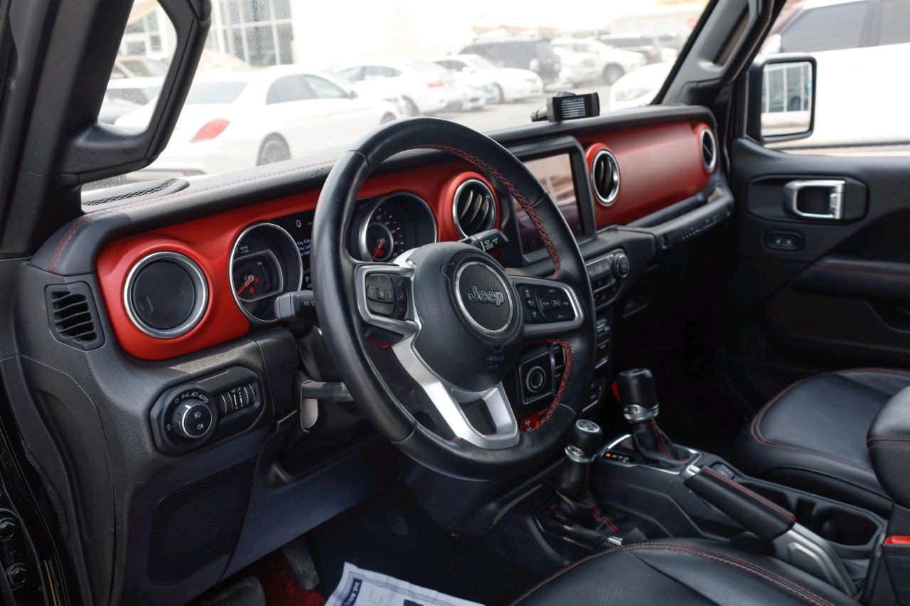 Jeep Wrangler - Image 11
