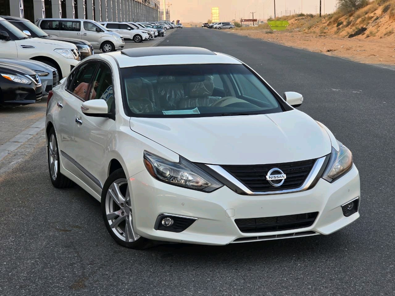 Nissan Altima - Image 5
