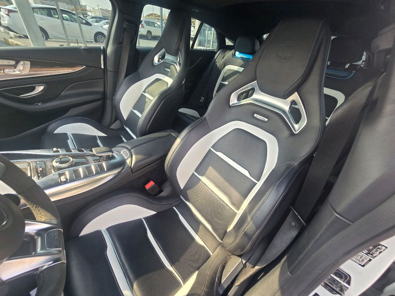 Mercedes Benz GT - Image 6