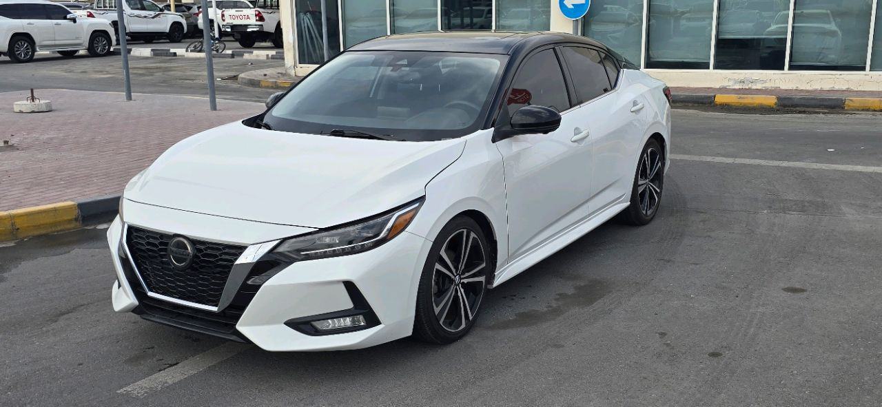 Nissan Sentra - Image 4