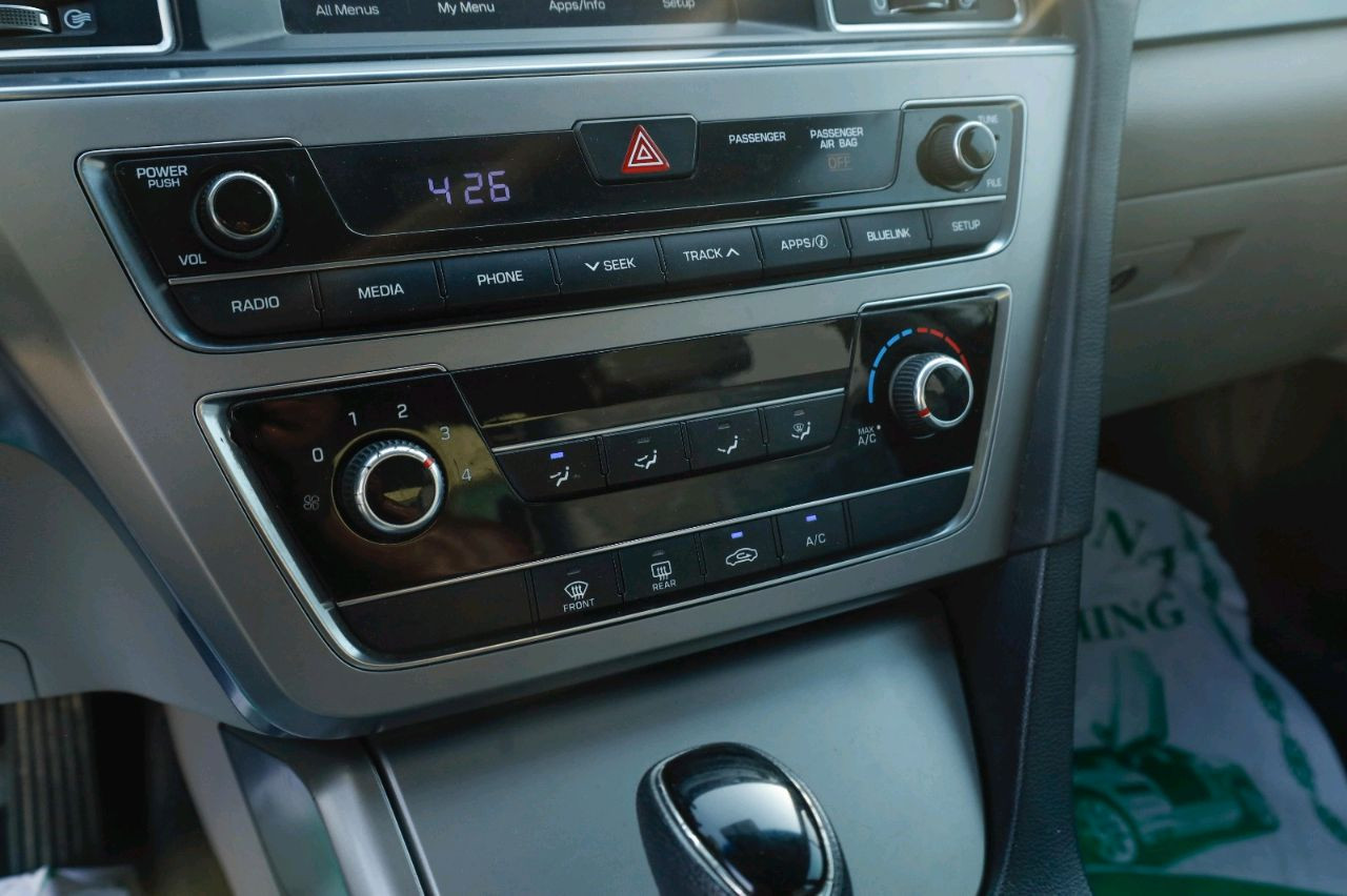 Hyundai Sonata - Image 6