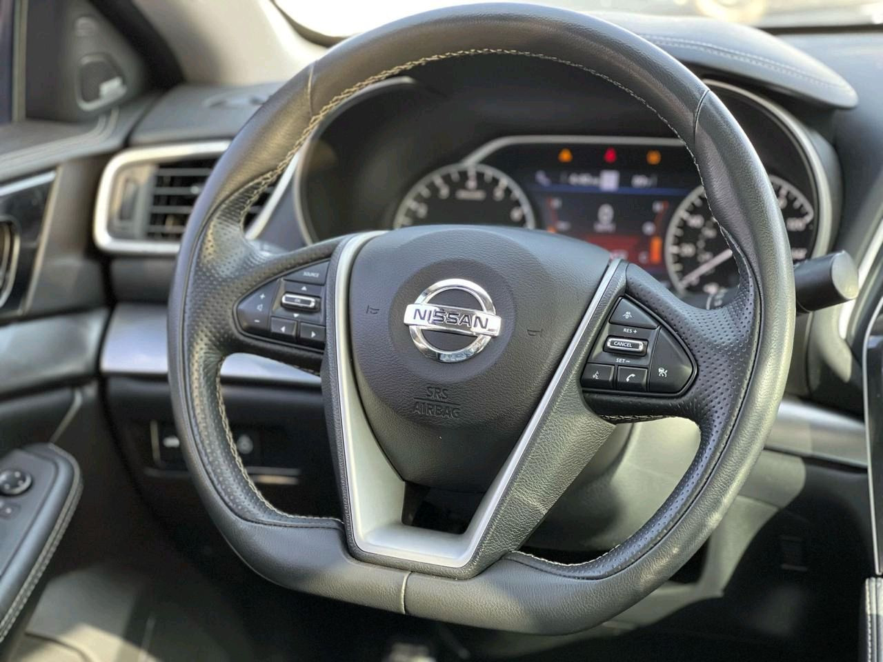 Nissan Maxima - Image 9
