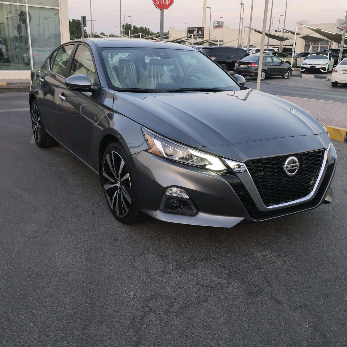 Nissan Altima - Image 7