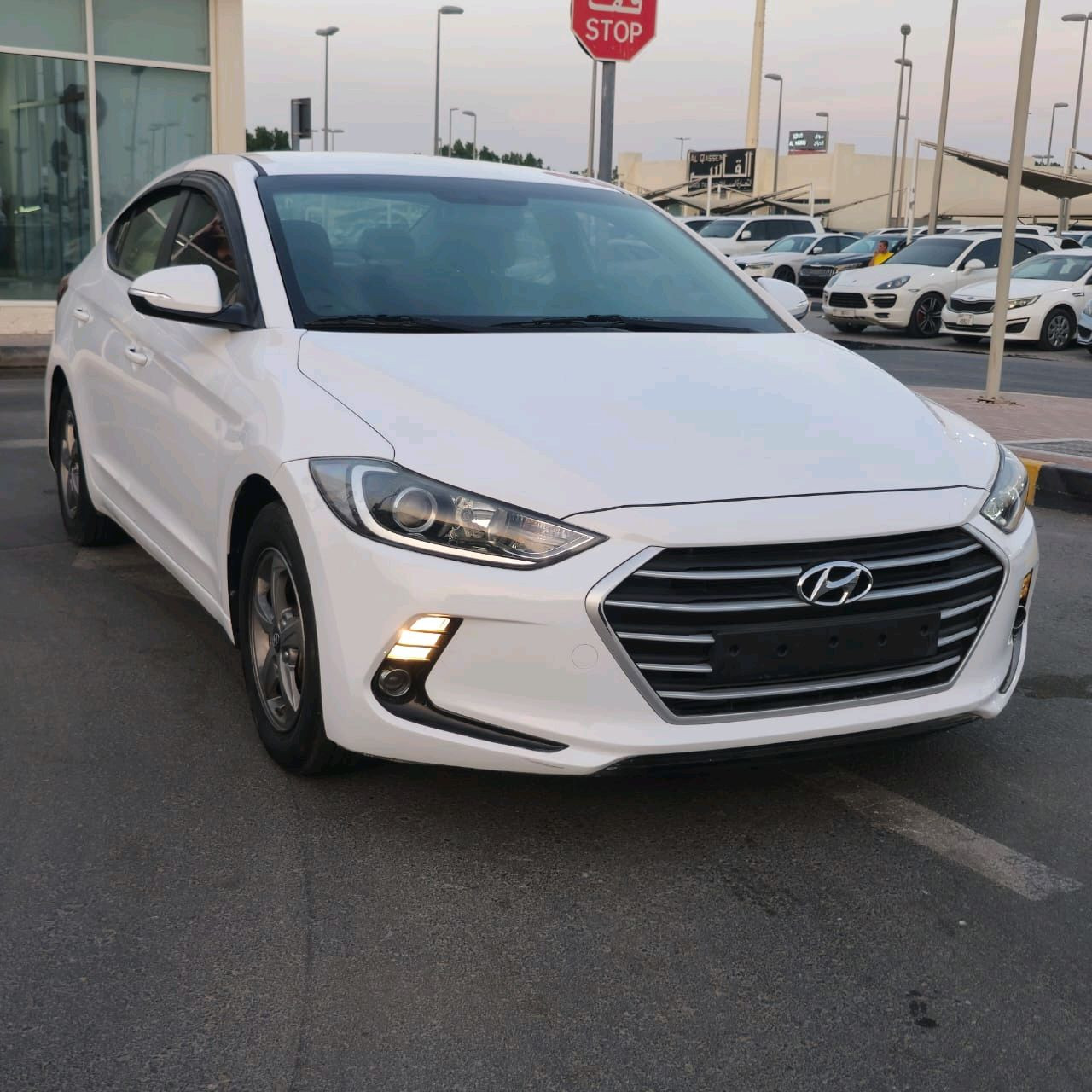 Hyundai Elantra - Image 5